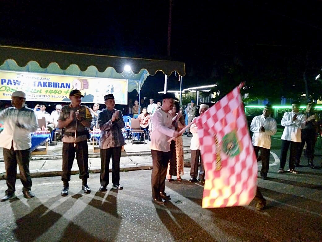 Pawai Mobil Dan Kendaraan Ramaikan Suasana Malam Takbiran Kanal