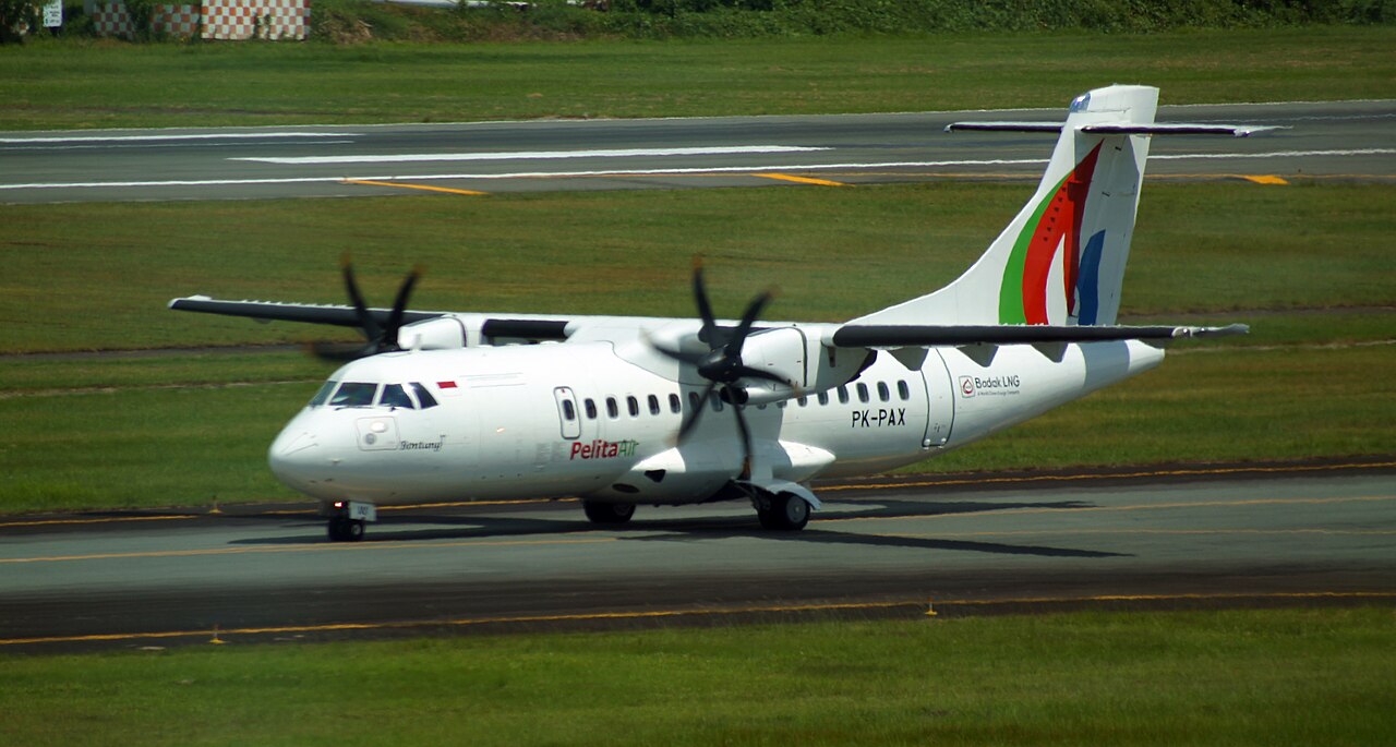 pesawat pelita air